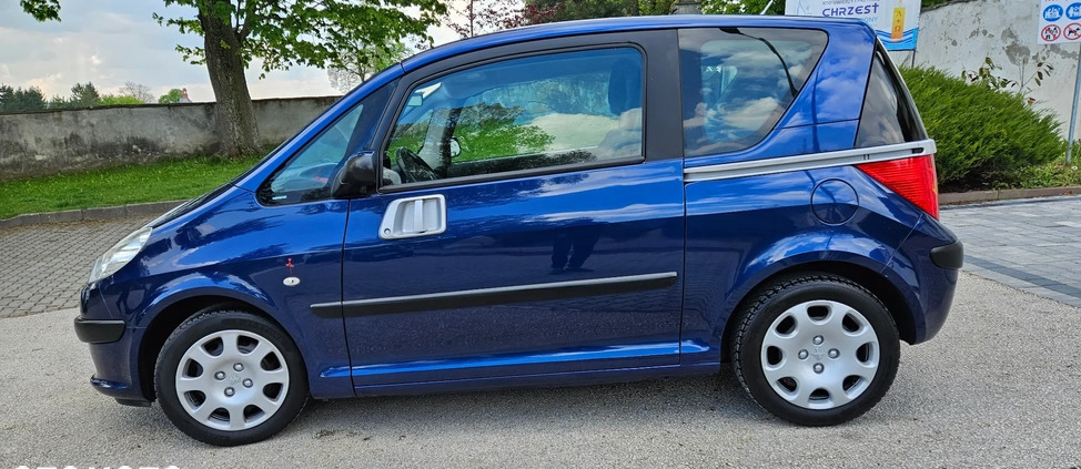 Peugeot 1007 cena 10900 przebieg: 152600, rok produkcji 2006 z Sławno małe 301